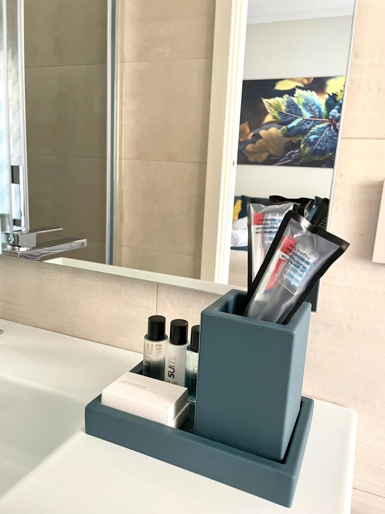 Colombo Suite Касино Екстериор снимка